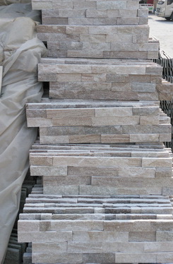 Z shape 4 stripes silver Golden Quartzite wall stone